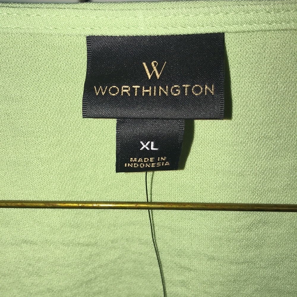 NWT Women’s Worthington Top - Picture 7 of 8